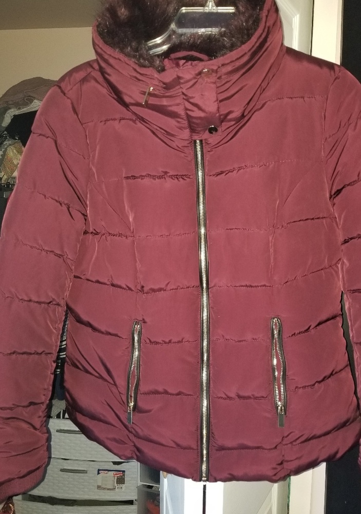 NWOT NY&Co. burgundy puffer
